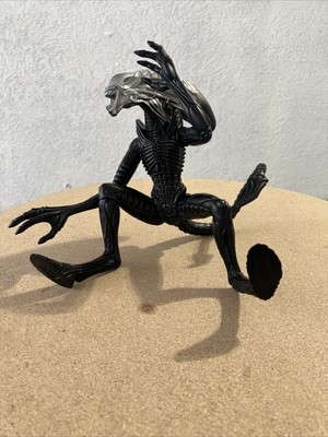 Kenner Aliens Alien Xenomorph black soft head action figure toy Vintage 1996