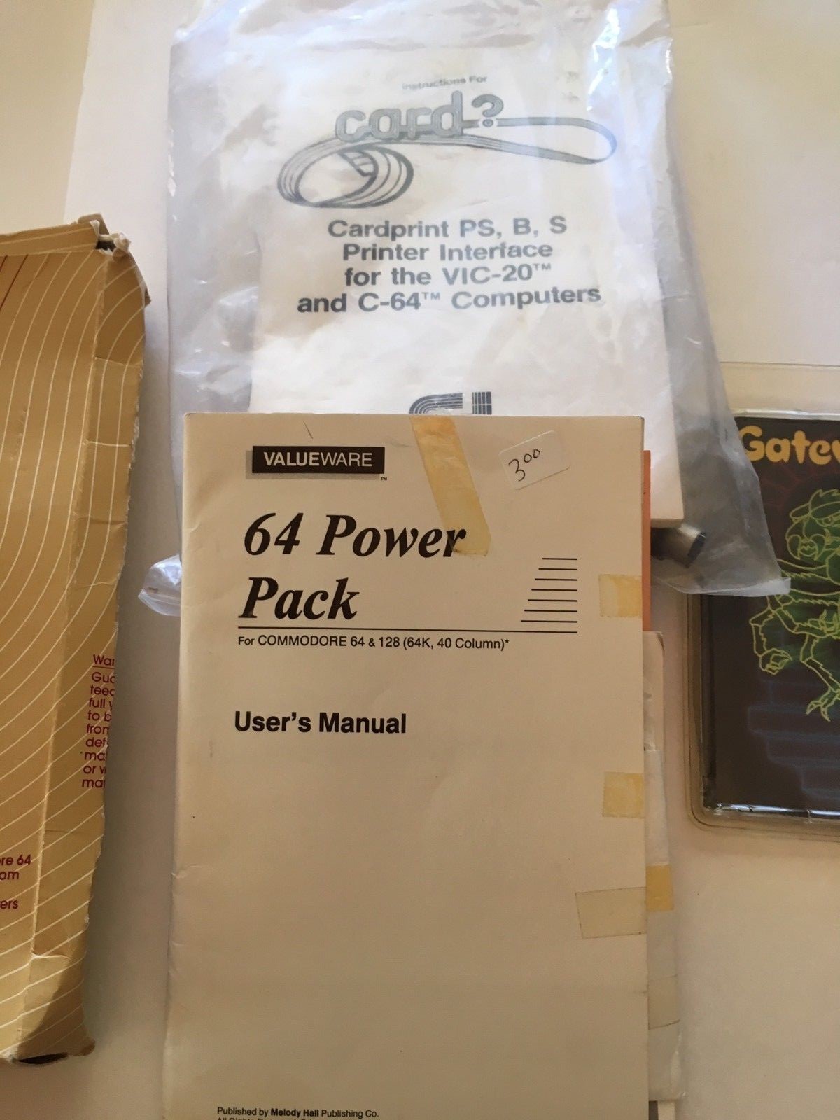 VINTAGE LOT COMMODORE SYSTEM 128 DISKS & BOOK, HD MANUAL, CABLES SOFTWARE 64 +++