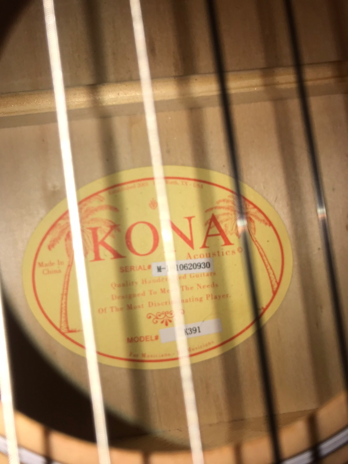 Kona Acoustic Parlor Guitar-2018 model, Has D’Addario strings and sounds good!
