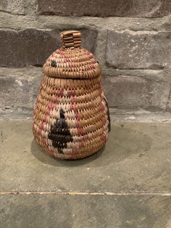 Vintage South African KWA Zulu Basket With Lid