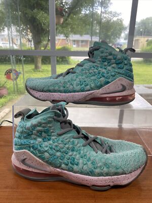 Boys basketball shop shoes size 6.5