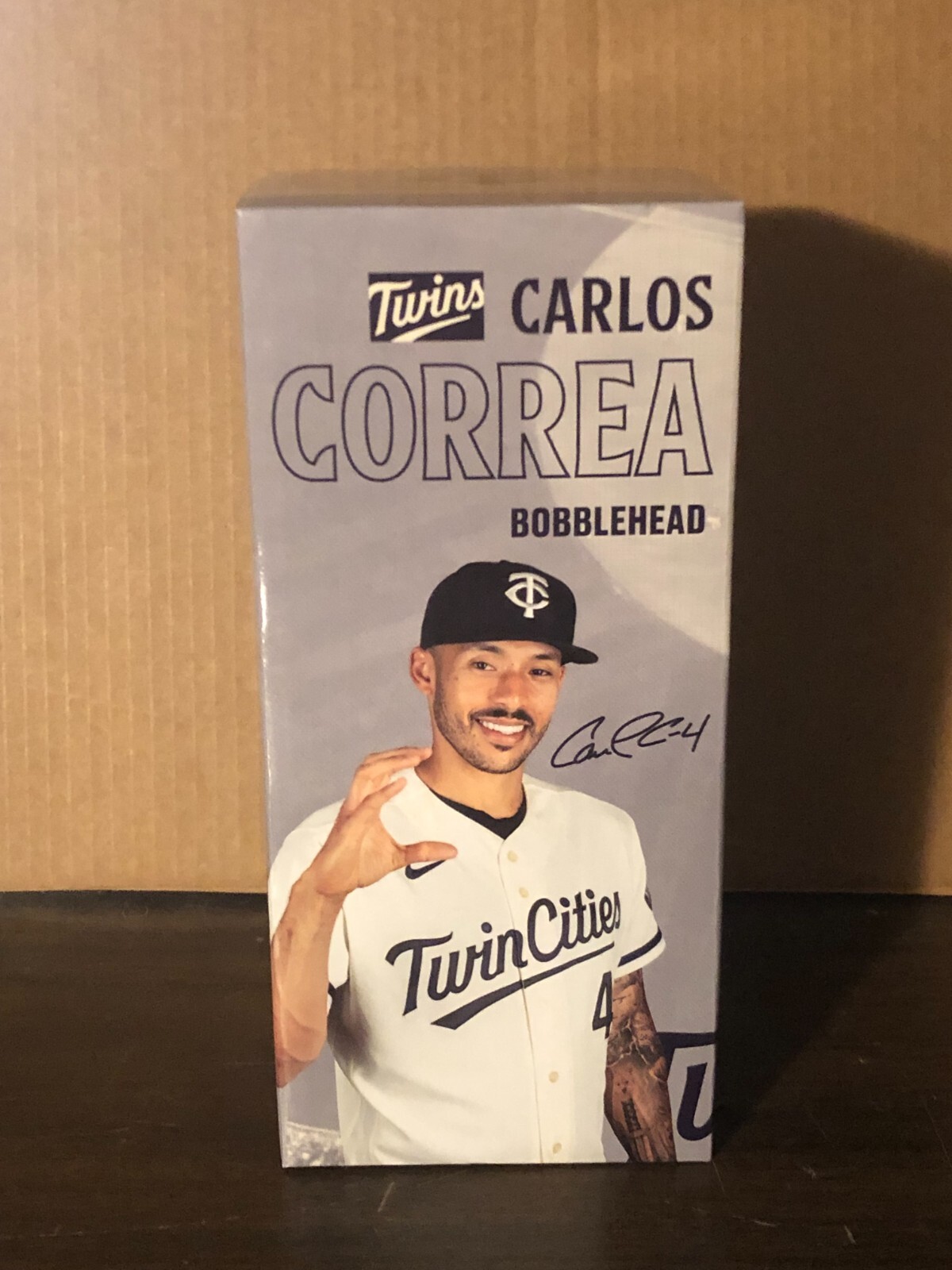 カルロス コレア Carlos Correa プエルトリコ国旗 ボブルヘッド 2025_Twins-