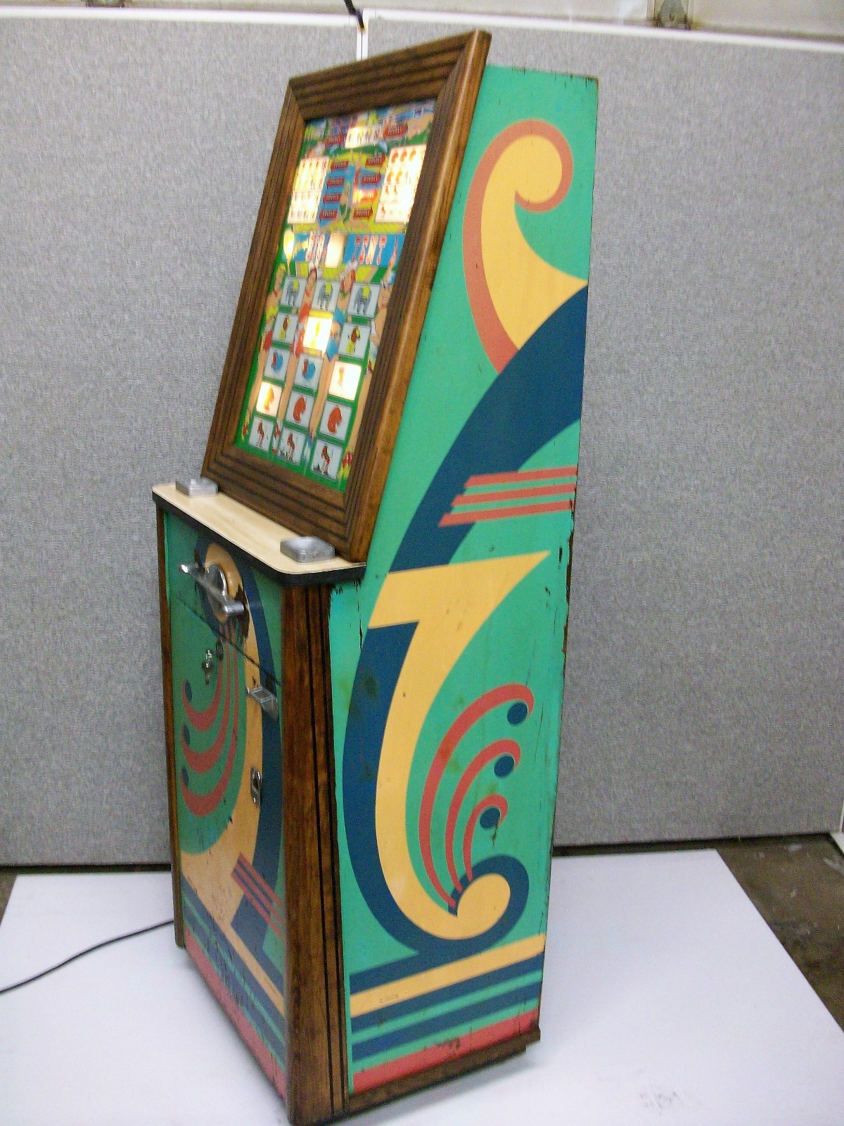 ANTIQUE  OAK TRIM 5- CENT SLOT MACHINE ORIGINAL FINISH  -SELLING OUT Make Offer