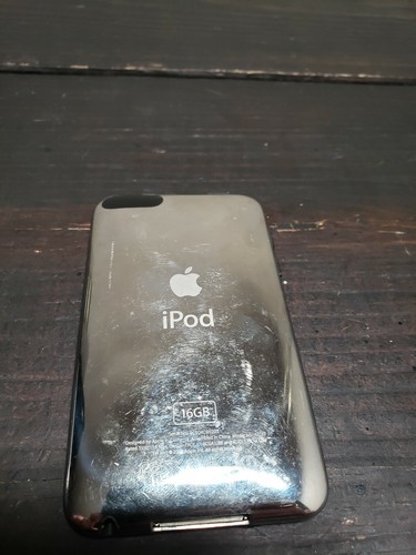 iPod Touch Model A1288 16GB 2nd Gen