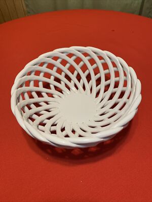 Pier 1 White Woven Ceramic Bread Basket Biscuit Bun Warmer 10'' Diameter