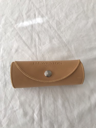 J.M. Sheepskin Hand Mitten Buffing Glove -1