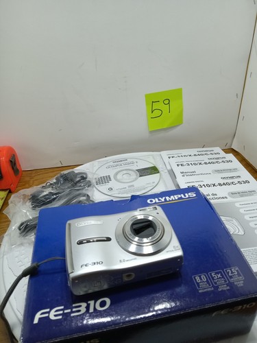 早い者勝ち！！　OLYMPUS FE-310 Olympus FE-310 8-megapixel digital camera with 5X optical