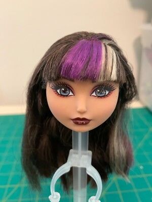  Ever After High Doll Cerise Hood 1st Chapter Head Only EXCELLENT CONDITION  