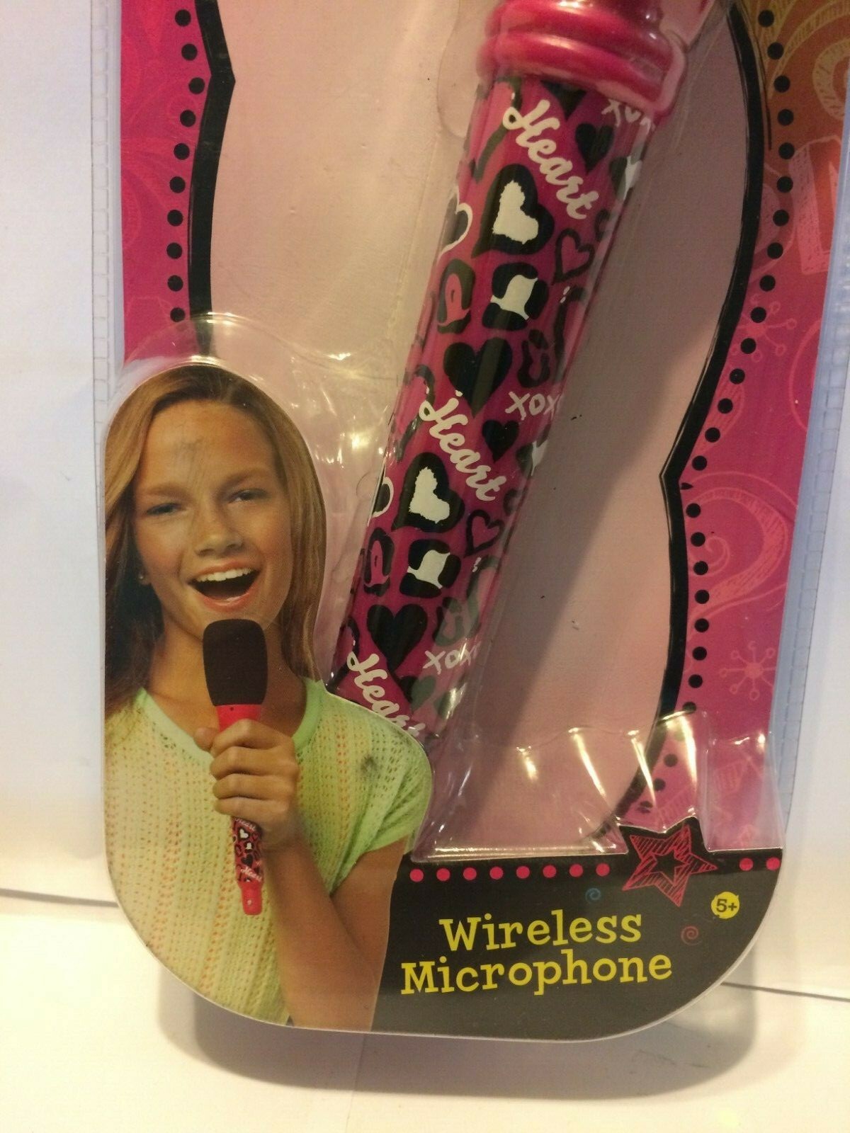 Cyber Gear Wireless Microphone Plays Through Any FM Radio New Sealed in Plastic