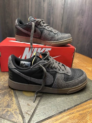 Size 5.5 M / 7 W - Nike Terminator Low Black /Medium Ash | eBay