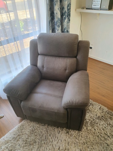 armchair for 1 year old