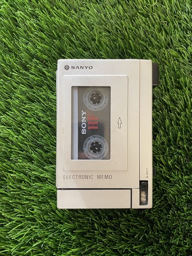その他 Sanyo PRESENCE 7 Sanyo EP-7 Espera / ES-P7 Cassette Player Collection Walkman