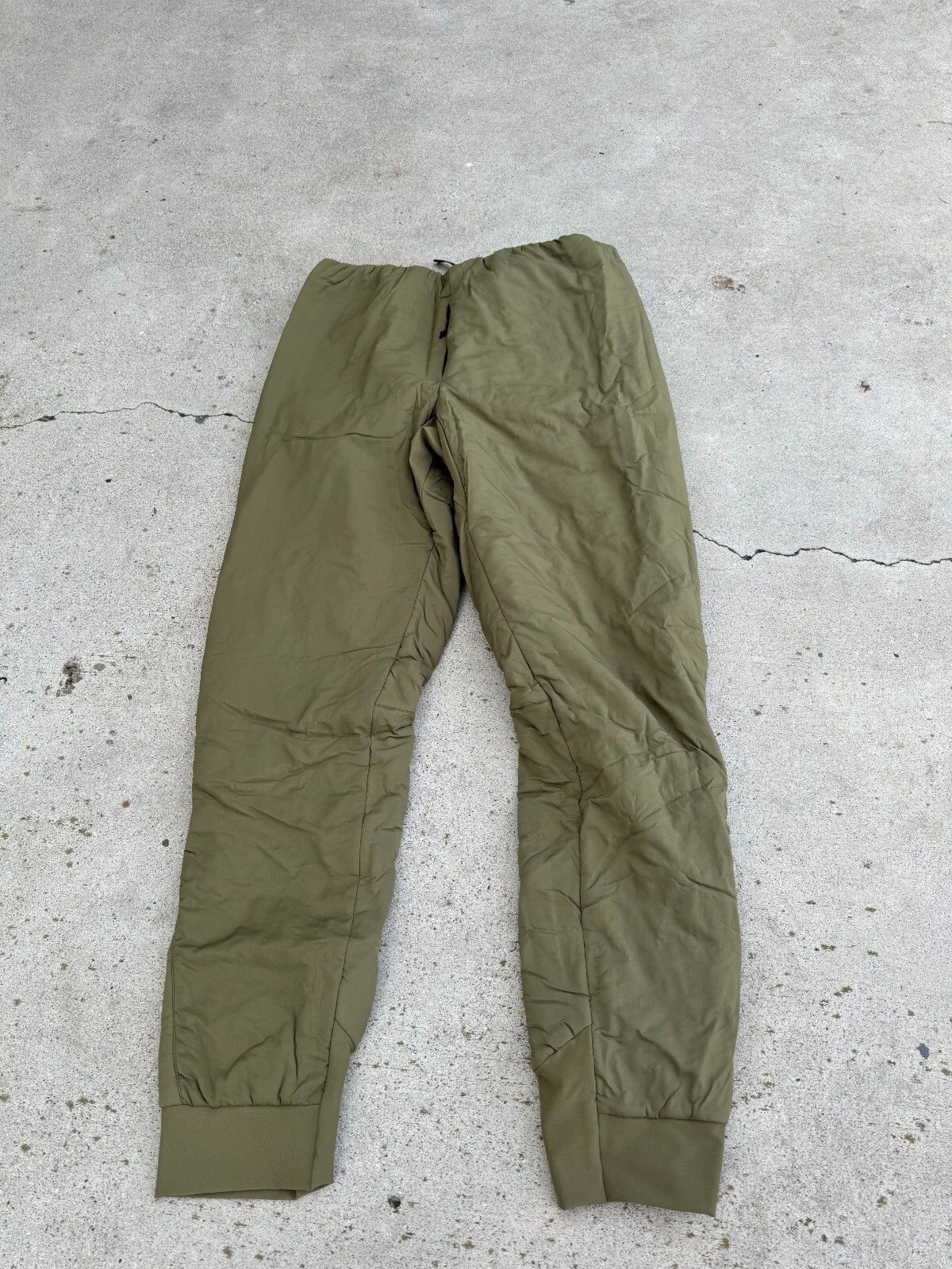 TNRCN PISTE PANTS OLIVE Ｌサイズ　RUFFLOG TNRCN PISTE PANTS OLIVE Lサイズ RUFFLOG - メルカリ