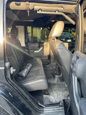 image 4 of interior