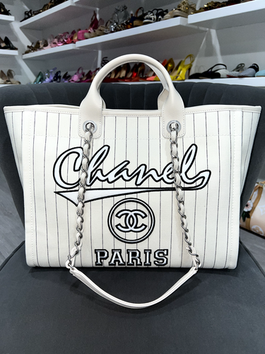 ブランド 二子玉) CHANEL BEAUTE シャネル ビューティ 未使用