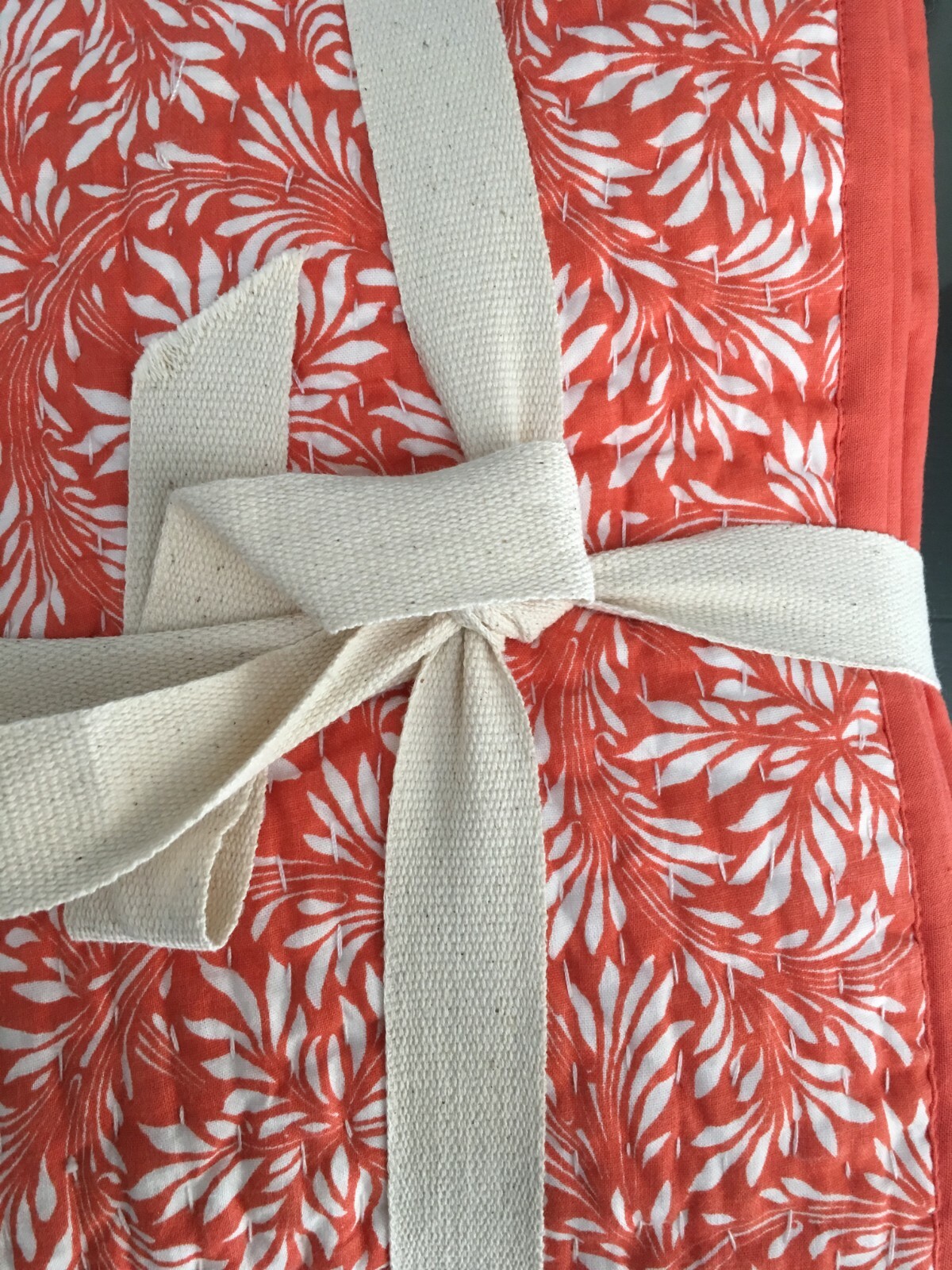 Williams Sonoma Floral Scroll- New with tags