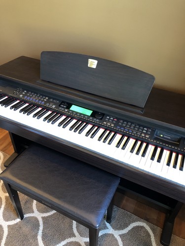 yamaha clavinova CVP202