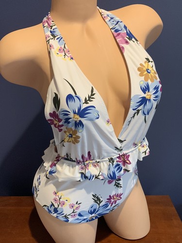 cupshe Swimsuit M one piece White Floral x Back Deep v