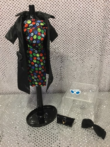 EASTER PARADE VINTAGE REPRODUCTION 1994 BARBIE DOLL OUTFIT  971 DRESS COAT PURSE