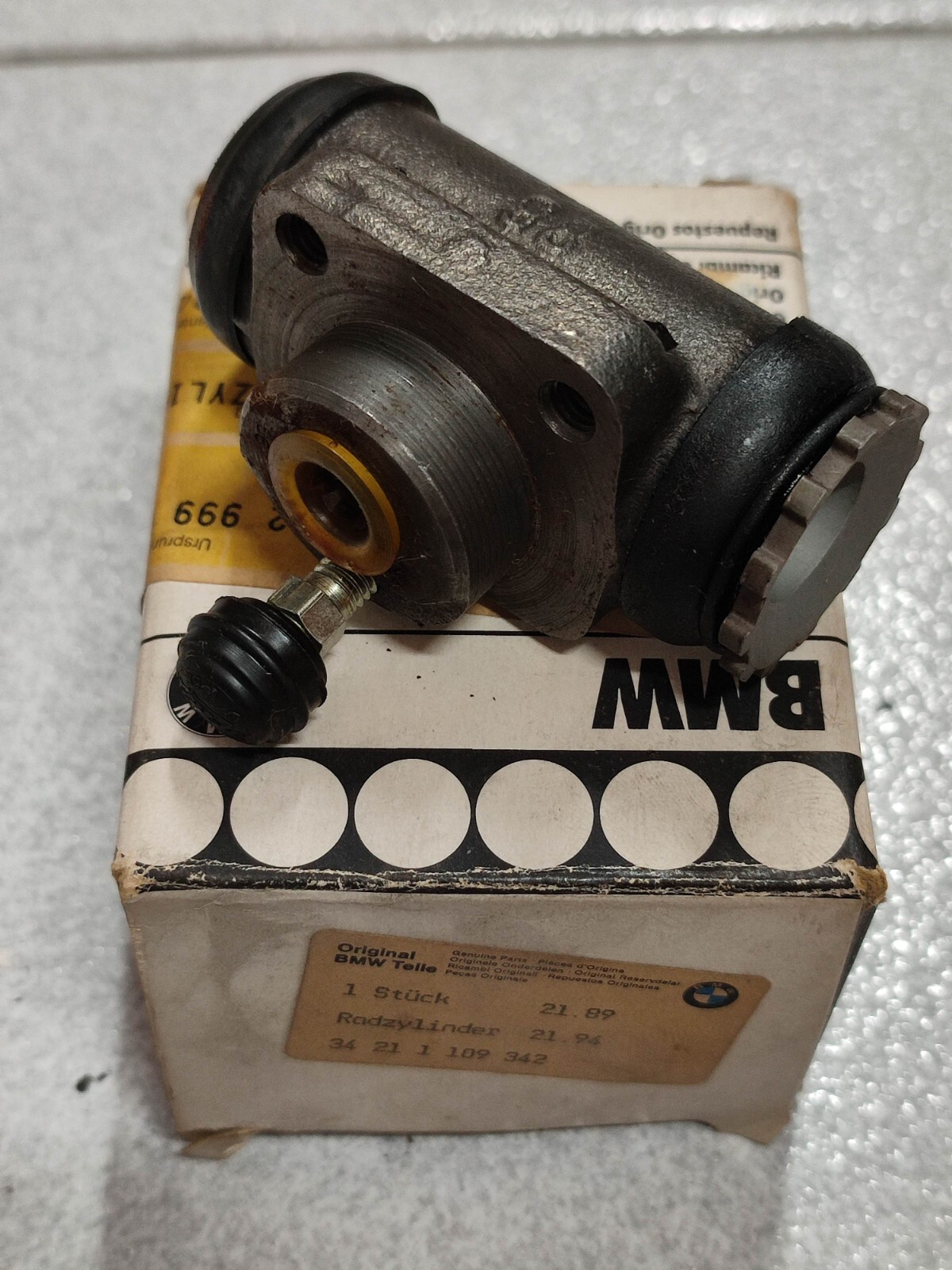 BMW E12 wheel brake cylinder D=22,20mm !NEW! NOS GENUINE