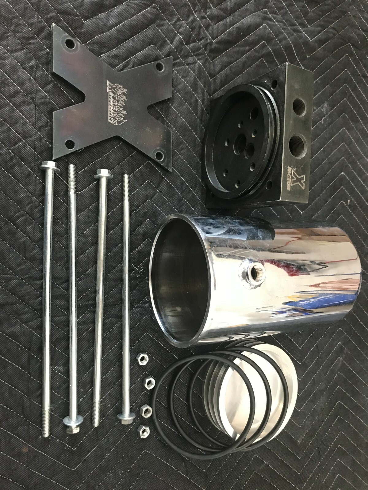 Lowrider Xtreme Hydraulics Piston Pump Kit Black & ChromeのeBay公認海外通販｜セカイモン