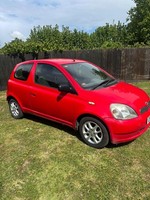 2001 Toyota Yaris 1.0 16v VVTi GLS 3dr [AC] HATCHBACK Petrol Manual