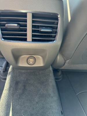 image 3 of interior