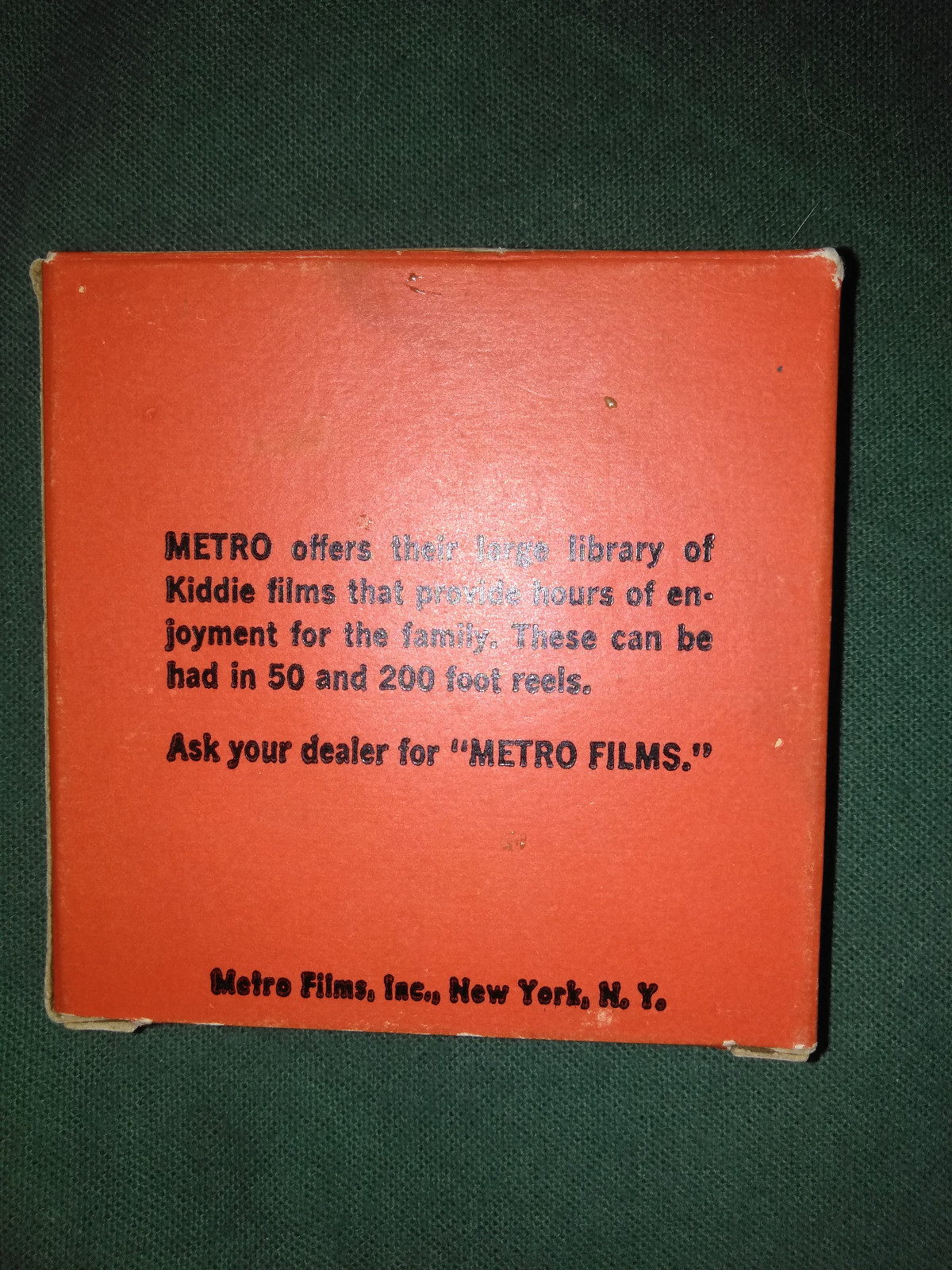 8mm Metro Kiddie Films - Laurel and Hardy in Cave Men (LH-53)