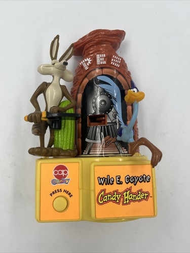 PEZ Wile E Coyote キャラクター Vintage 1998 PEZ Dispenser Wile E. Coyote Road Runner Candy
