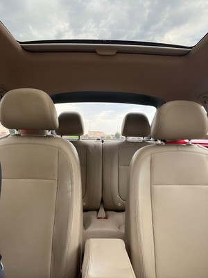image 7 of interior