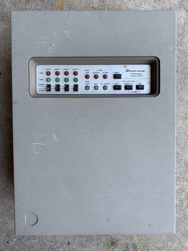 Radio Shack Safe House Professional Alarm Center Model 49-470A w/ Power Supply