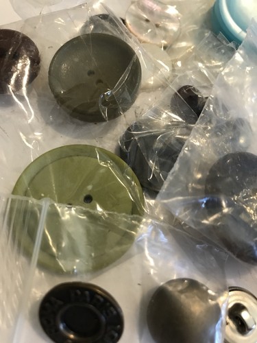 Mixed Lot If Vintage Buttons