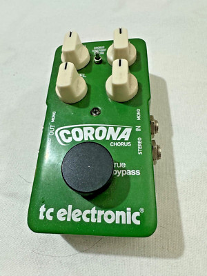 TC Electronic Corona Chorus Pedal w/ Box