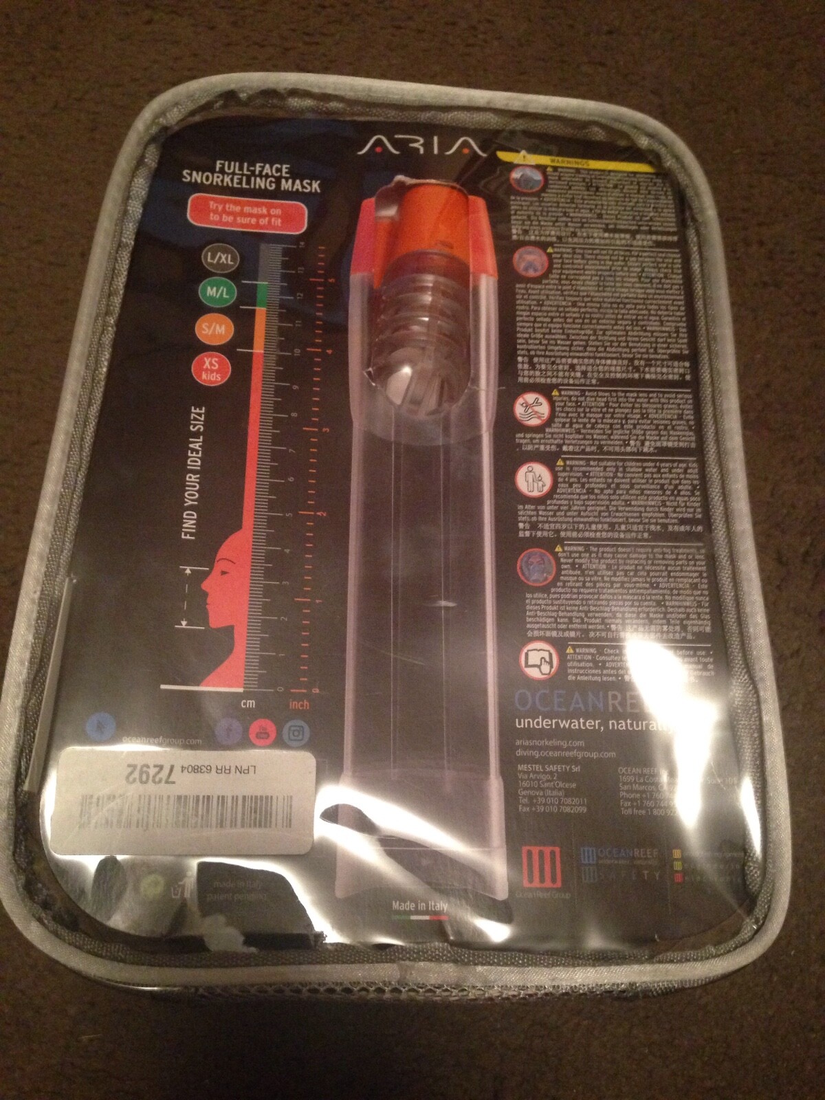 Aria Oceanreef under water naturally full face snorkeling mask M/L