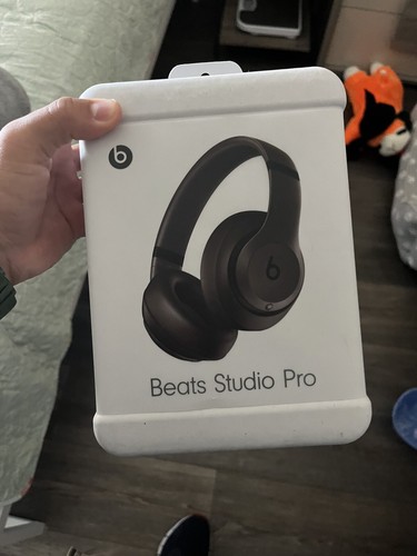 Beats Studio pro ヘッドフォン　ブラック ブルートゥースヘッドホン Beats Studio Pro ブラック MQTP3PA/A
