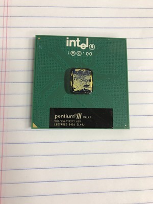 Intel Pentium III Processor 933/256/133/1.65V SL44J