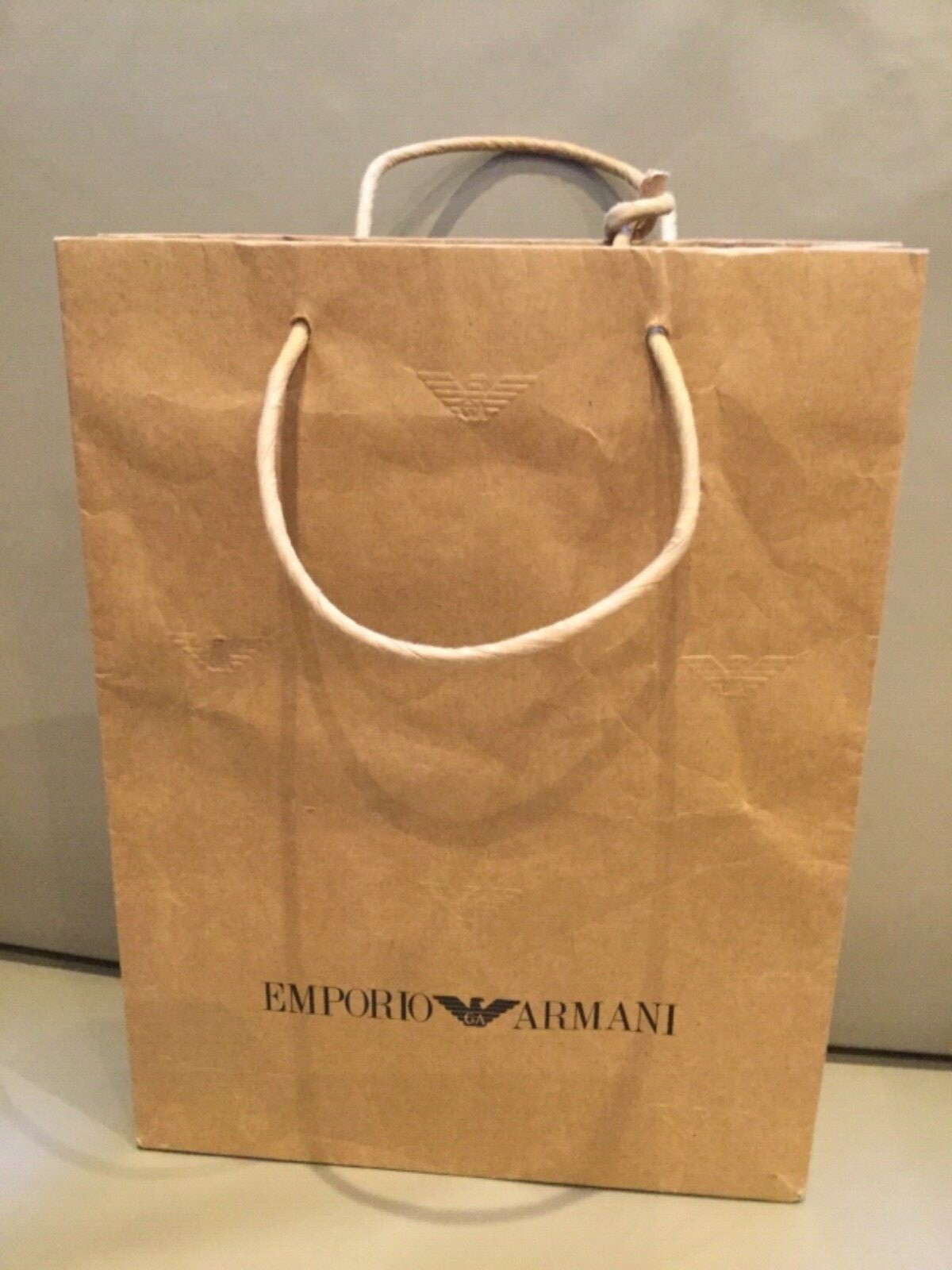 Sacchetto negozio regalo Armani carta marrone emporio 33x25x7cm Medium |  eBay