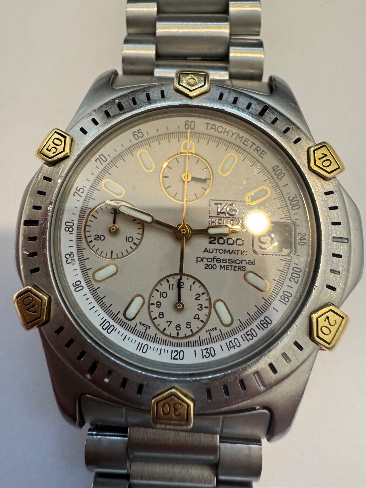 BOSS【TAG HEUER】professional 2000 TAG Heuer Professional 2000 Chronograph – Analog:Shift