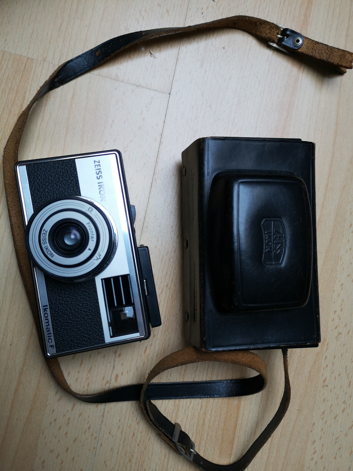 Zeiss Ikon Fotokamera Ikomatic F