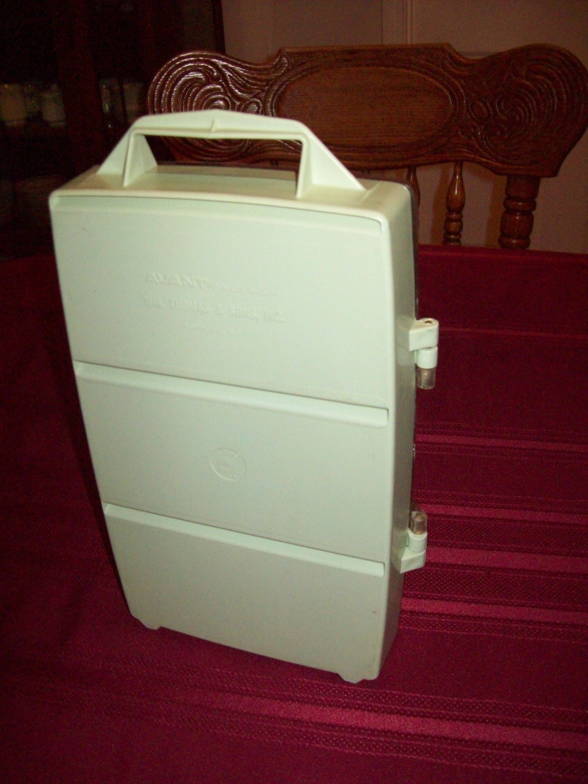 Vintage Sewing Case Travel Storage Thread Notions Green & Clear Plastic Avant