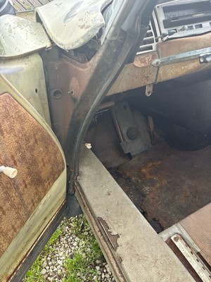 image 13 of interior