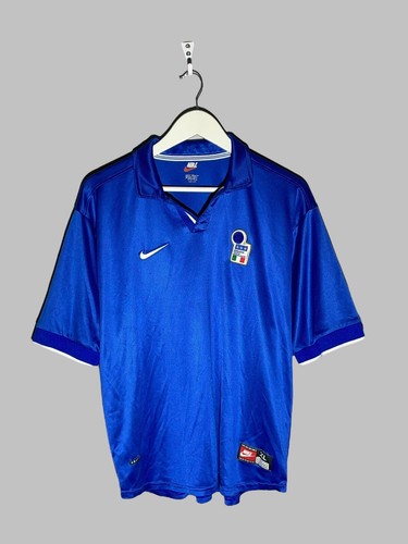セール！イタリア代表 Nike 1998W杯 サッカーシャツ Mサイズ　ホーム National Team Italy Nike 1998 Home Vintage Football Shirt