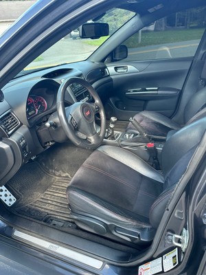 image 4 of interior