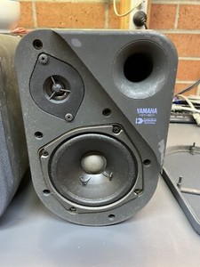yamaha yst sc11 speakers