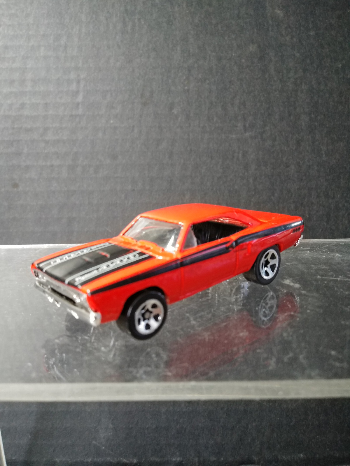 1/64 '70 PLYMOUTH ROAD RUNNER 440 #100 HOT RED W/BLACK | eBay