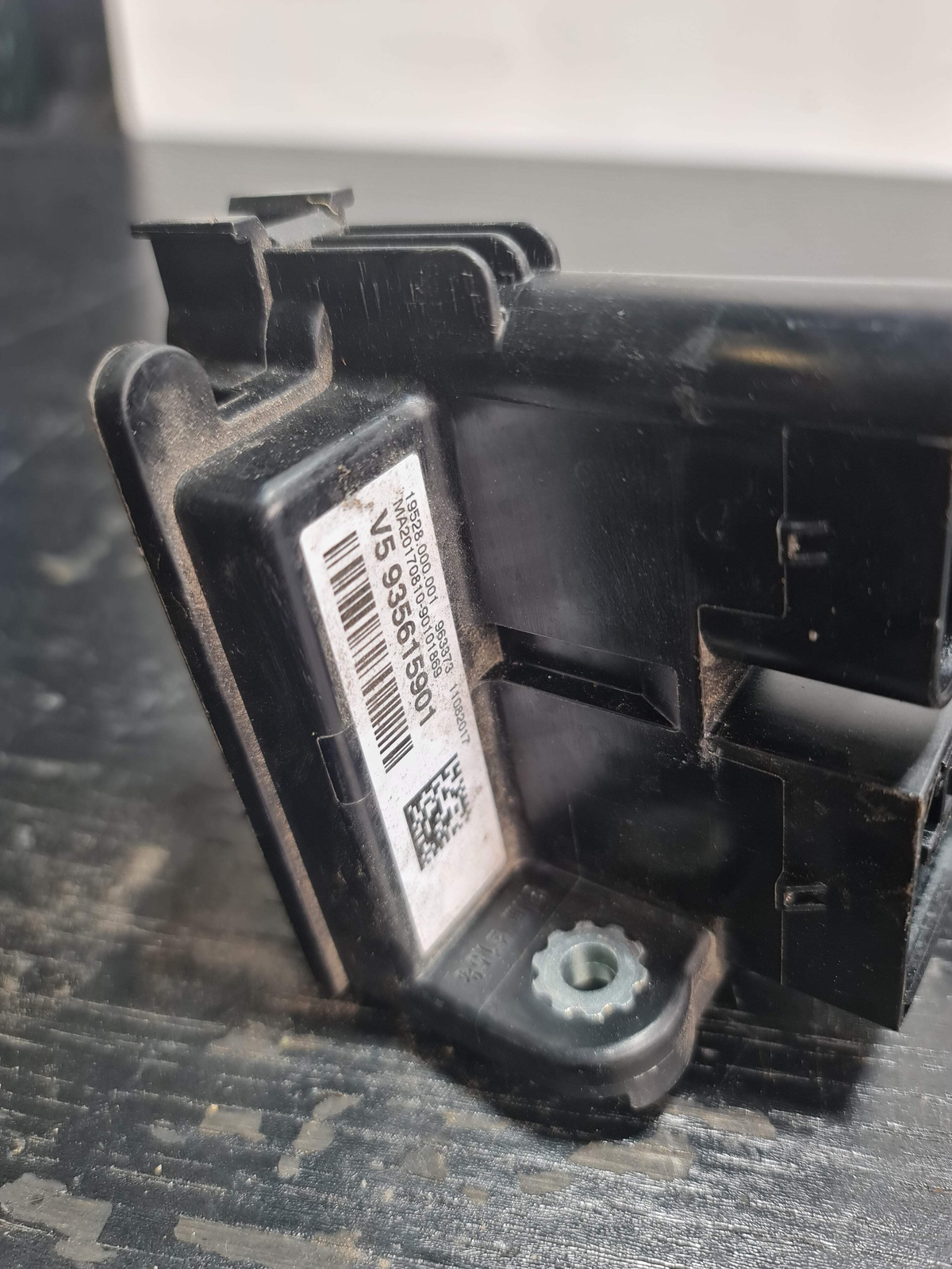 0 Bmw 3 F80 M3 Positive Battery Terminal Junction Box 935615901 image 6