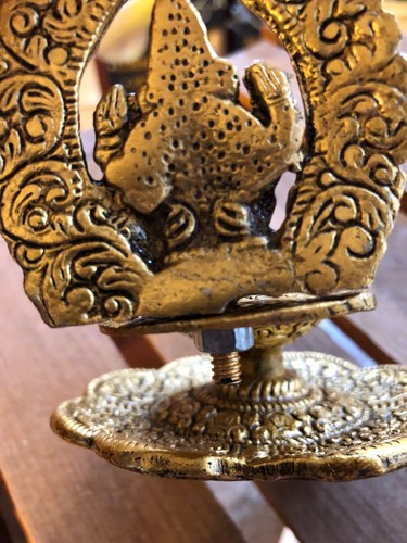 Exquisite Tibetan Gold Elephant Trunk Buddha Statue Tray With Hands Cupped Bowl