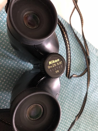 Nikon Travelite III 9x25CFx5.6 Binoculars w Case Made in Japan