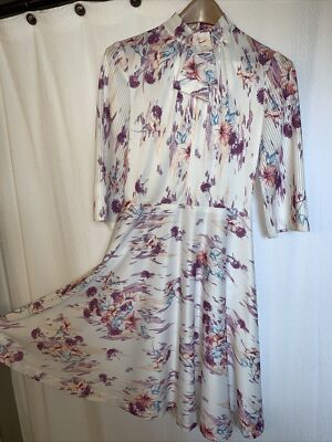 Vintage Floral Dress 3/4 Sleeves Bias Full Skirt Handmade Standup Collar W/ Tie