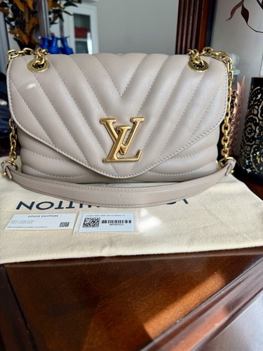 Louis Vuitton ベージュ レザー ショルダーバッグ Nil Monogram Archive - Bags and Small Leather Goods - Men's Bags